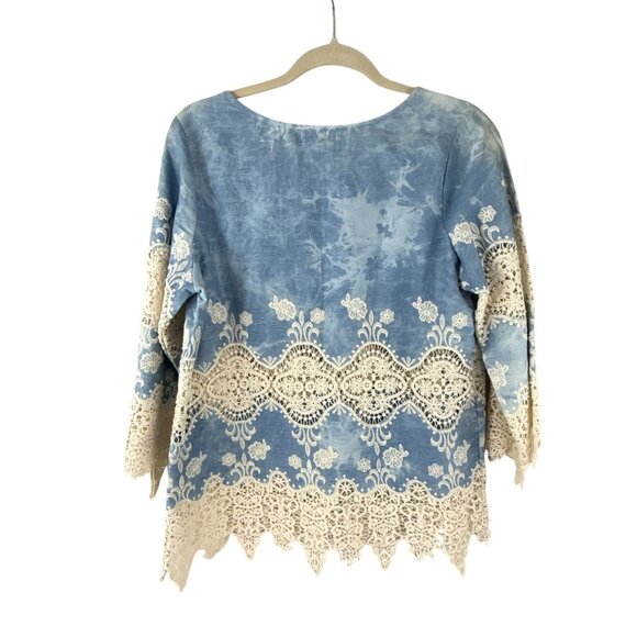 Adore Tie-Dye Embroidered Blue Top Size M Floral Lace Crochet Cotton Boho Chic - Picture 2 of 8